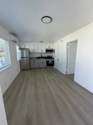 Amplio Apartamento de 1 Habitación Disponible