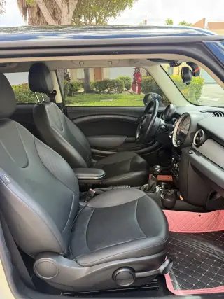 🚘 Mini Cooper 2013💲3.550 Cash/🛣️  98.000 millas