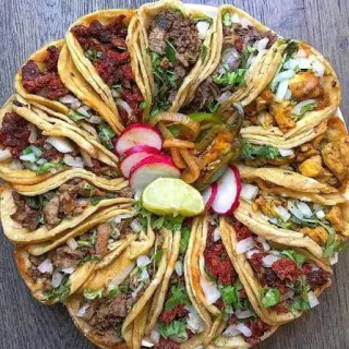 Taquiza para 50 personas