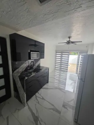 Efficiency en West Kendall Disponible para dos personas