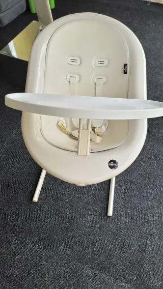 Silla Alta Moderna para Bebés