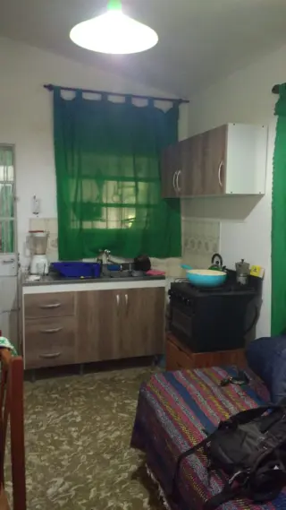 CHALET EN SIERRAS DE CÓRDOBA: SILENCIO, TERRENO, FRUTALES