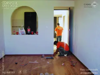 Cuatro Acabados, Piso Laminado desde un Metro, Caja ó Cuarto, de 4akva2