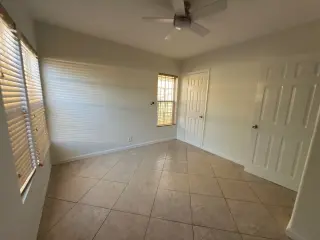 *2 Bedroom *1 Bathroom *1 Car Garage