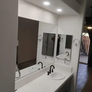 SE renta recamara principal