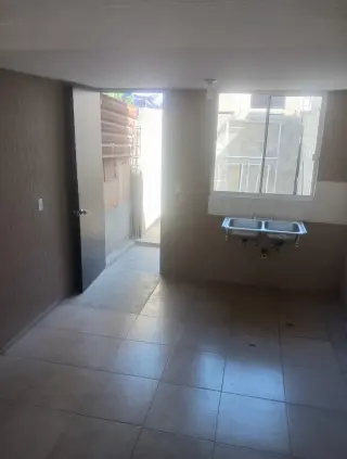 SE VENDE CASA EN PRIV. BALSAMO EN PASEO DE GUAYCURA