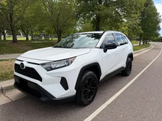 2021 Toyota RAV4 LE AWD