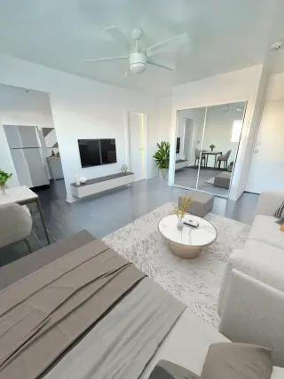 MOVE - IN SPECIAL Trendy Studio! Renovated Unit w/ Parking Near Downtown LA!