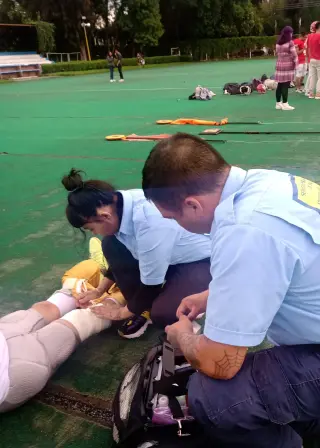 Servicio de ambulancias privadas para s especiales deportivos musicales 24 hrs
