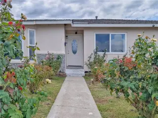 Casa en Anaheim con piscina y servicios incluidos