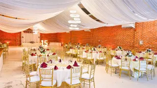 (310)766-5572 Alquiler de Espacio para Eventos Especiales