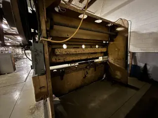 PRENSA DOBLADORA MECANICA A LA VENTA - MAQUINARIA METALMECANICA USADA