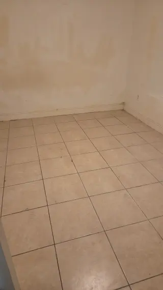 Rento cuarto casa tráiler