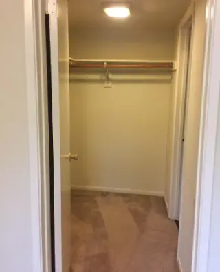 Sala amplia, dormitorio espacioso y baño renovado en Rosemead CA.