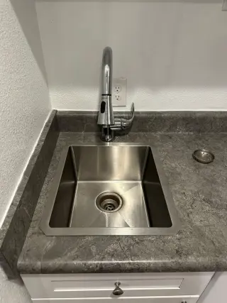 Estudio en renta Santa Ana CA