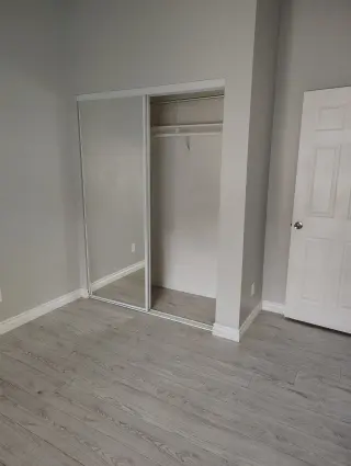 Rentó un Cuarto