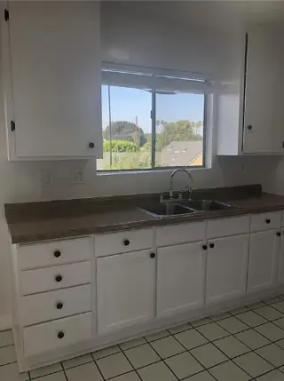 Newly Remodeled 1-Bedroom Apartment – Available Now Compton, CA