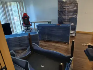 MOVING SERVICES