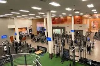 **URGENTE** SE BUSCA HOMBRE PARA LIMPIEZA PARA GIMNASIO