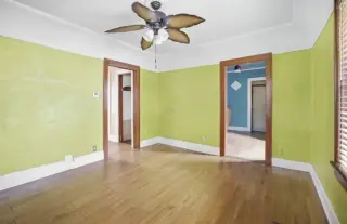 4044 N 40th STREET, Milwaukee, WI 53216