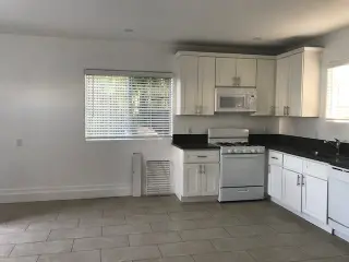 se renta unidad remodelada