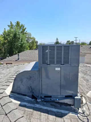 TECNICO  HVAC. INSTALADOR