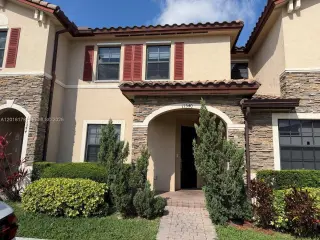 Townhouse para la renta