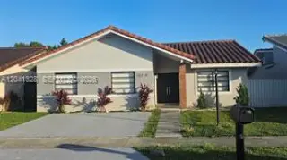 Casa 3/2 Remodelada FOR RENT