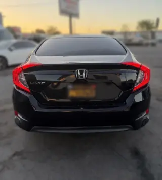 TITULO LIMPIO HONDA CIVIC PAGOS DEALER FINANCIAR AUTOMATICO CARROS EN VENTA