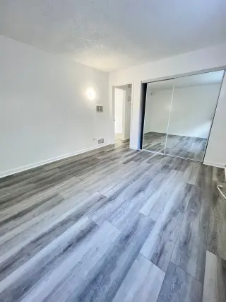 FLEXIBLE LEASE TERMS!!! Renovated Apartments W/ Modern Features + Appliances