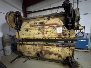 PRENSA DOBLADORA MECANICA A LA VENTA - MAQUINARIA METALMECANICA USADA