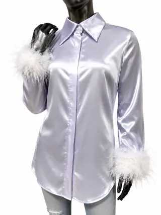 Blusa Satinada Elegante con Plumas - ¡Solo $5!
