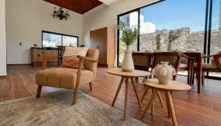 Casa Orquídea, 13 Cielos