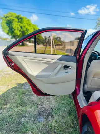 💥CASH: 2012 Toyota Camry $2,900/141K Millas/Título Limpio/¡Remate!