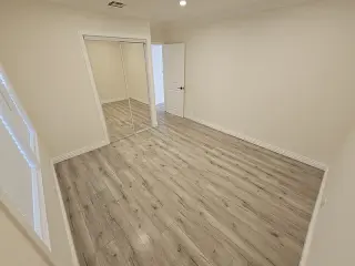 🏡 CHARMING 3-BEDROOM HOME WITH MOUNTAIN VIEWS — SUNLAND