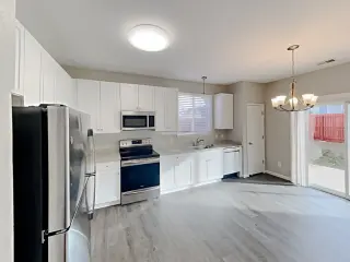🏡 Beautiful 3-Bedroom Home for Rent!
