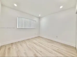 3 casas en Miami, esta propiedad