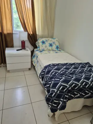Room For Rent