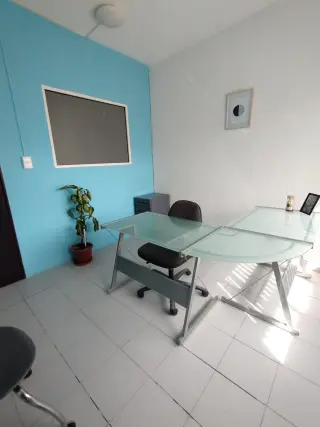 Oficina Privada Amueblada | Todo Listo en Viveros de la Loma