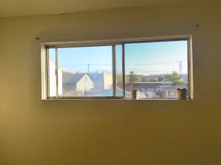 Se comparte cuarto amplio