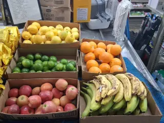 Cajera para licoreria