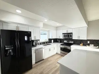 New Renovation washer & dryer