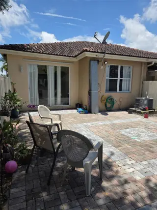 Hermosa casa para la renta 3/2