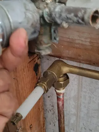 Reparaciones de plomería.