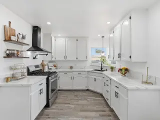 Bienvenido a 3413 N Millbrook Ave, un apartamento cuidadosamente remodelado