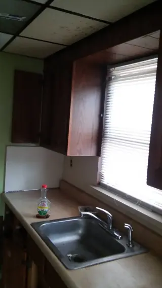 Leo handyman renovation houses services
