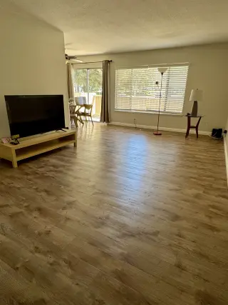 1 bed 1 bath Condo Rent
