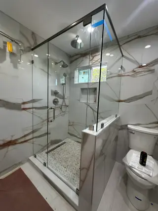 Illusion Glass & Windows