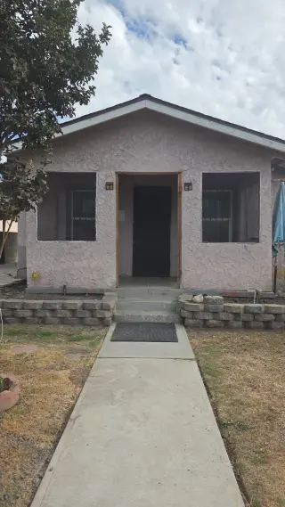 $2700 3-bedroom house for rent / Casa de 3 dormitorios en alquiler por $2700