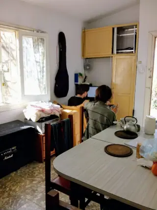 CHALET EN SIERRAS DE CÓRDOBA: SILENCIO, TERRENO, FRUTALES